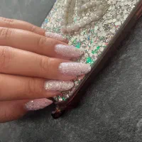 کاشت ناخن تخصصی
