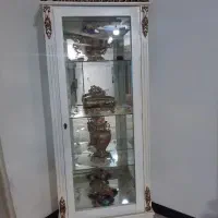 ویترین ۴ طبقه