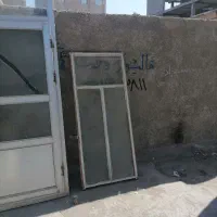 در پنجره