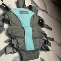 آغوشی نوزاد