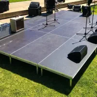 تعدادی استیج هلندی در حدنو ، سن ، پایه، بست و کلمپ