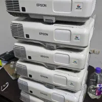 ویدئو پروژکتور آمپلی فایر باند میکروفن دانگل|صوتی و تصویری|اندیشه, اندیشه فاز ۱|دیوار