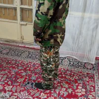 اورکت نظامی|لباس|مشهد, موعود|دیوار