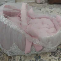 گهواره سلطنتی نوزاد|تخت و سرویس خواب|رشت, رشتیان|دیوار