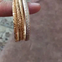 طلای‌شکسته ۱۵۰ زیر تابلو