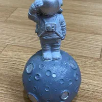 مجسمه فضانورد