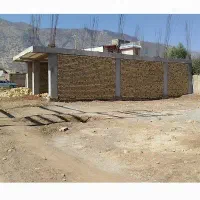 زمین قلعه سنگی