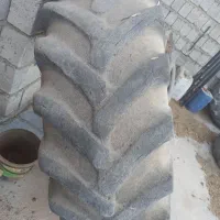 لاستیک عقب تراکتور فرگوسن ۴ سیلند|قطعات یدکی و لوازم جانبی|نجفآباد, حومه نجف آباد|دیوار