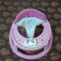 روروک و کریر|اسباب و اثاث بچه|نجف‌آباد, صالح آباد|دیوار