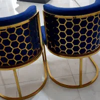 صندلی انتظار رویه مخمل بدنه فلز طلایی درجه ۱