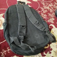 کیف مدرسه|کیف، کفش، کمربند|ایوان, |دیوار