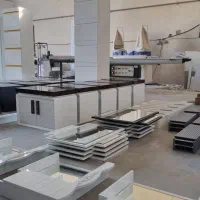 نیروی کاردرکارگاه کابینت روشویی