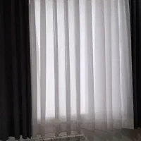 پرده در حد نو وتمیز وسالم