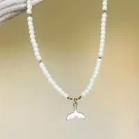 گردنبند دم وال