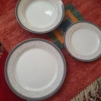 بشقاب چینی