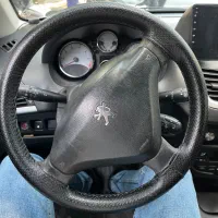 گلگیر ۲۰۷،فرمان،مه شکن،چراغ جلو و زنجیر چرخ|قطعات یدکی و لوازم جانبی|شیراز, پودنک|دیوار