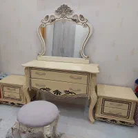 سرویس میز آرایشی و صندلی کاملا سالم