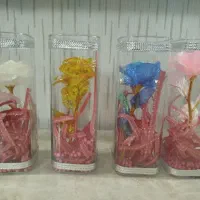 گل شیشه ای کادویی روز مادر|گل مصنوعی|کاشمر, |دیوار