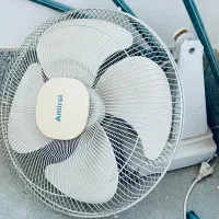 پنکه سفید دارای چراغ خواب