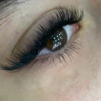 اکستنشن مژه و لیفت ابرو و مژه