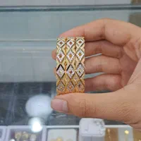 النگو دیبا|جواهرات|قم, نیروگاه|دیوار