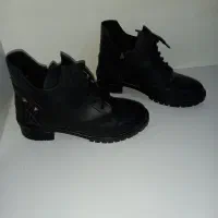 کفش نیم بوت زنانه در حد نو سایز ۳۹|کیف، کفش، کمربند|خوی, |دیوار