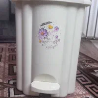 سطل زباله پدالی بزرگ