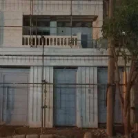 خانه طبقه اول یا همون بالای همکف