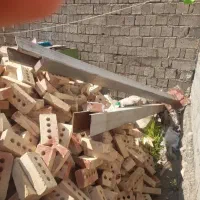 دو عدد ستون سه متری همراه با صفحه