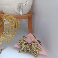 تعدادی ظروف و دکوری برنزی کاملا نو|صنایع دستی و سایر لوازم تزئینی|داران, |دیوار