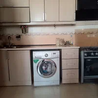 آپارتمان در خیابان ایستگاه