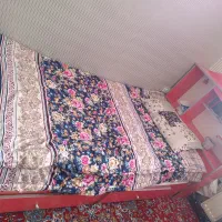 تخت یکنفره و تشک