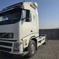 کشنده|خودرو سنگین|میانه, |دیوار