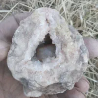 سنگ تزیئنی طبیعی.