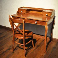 میز تحریر و صندلی رایکا مدل چهار کشو HE-68S