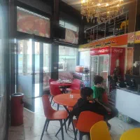 اجاره فست فود در حال کاروسایل آن بافروش بالا