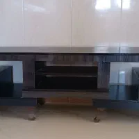 میز‌‌ تلویزیون‌ شیک‌‌ تمیز