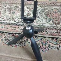 پایه ی نگهدارنده گوشی