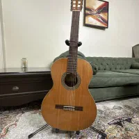 گیتار الحمبرا 2c سالم
