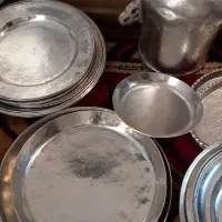 ظروف مسی قدیمی نو سفید شده یکجا فقط ۴۱ کیلو|کلکسیون اشیاء عتیقه|تهران, ایرانشهر|دیوار