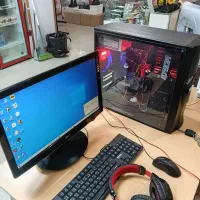 کیس خانگی روان همراه با مانیتور