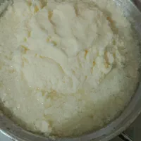 کره ی پرچرب محلی و دوغ محلی
