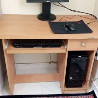 میز کامپیوتر