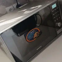 ماکروفر نیکورا
