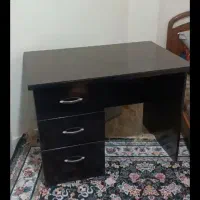 میز تحریر چوبی