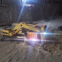 خاکبرداری و اجاره بیل میکانیکی همراه با پیکور
