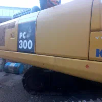 بیل مکانیکی ۳۰۰ کوماتسو آماده به کار در معادن