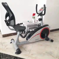 دوچرخه ثابت مبله نشسته فیزیوتراپی  درحد صفر