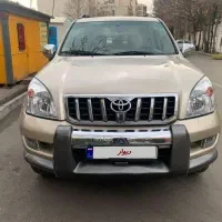 تویوتا پرادو ۲ درب ۴ سیلندر مدل ۲۰۰۶