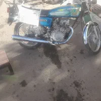 متورسیکلت ۱۲۵